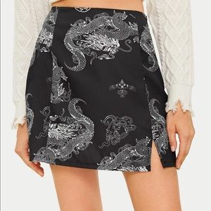 Dragon Print Skirt W Slit